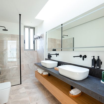 Villa Karin Porto Heli Master Bathroom